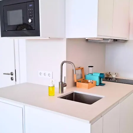 Tarik Sea View Apartment *